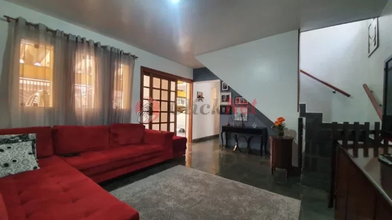 Imagem Lindo sobrado à venda ou para locação com localização privilegiada no bairro Baeta Neves, São Bernardo do Campo com 3 dormitórios, 2 WC, 4 vagas, 200m².