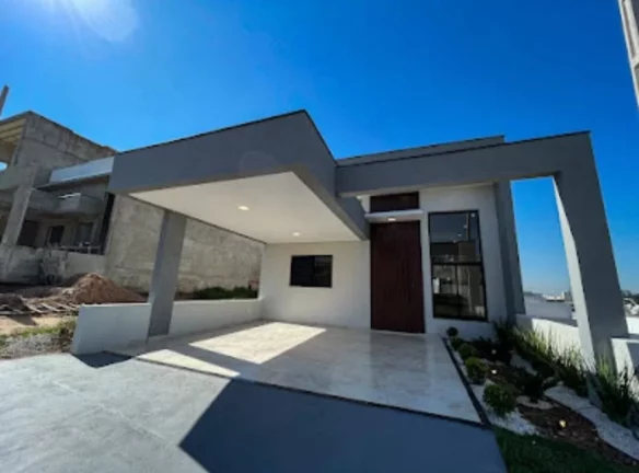 Imagem CASA TÉRREA COM PISCINA 03 DORMITÓRIOS SUÍTE CONDOMINIO HORTO VILLAGIO