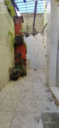 Imagem Apartamento à venda, 69 m² por R$ 350.000,00 - Várzea - Teresópolis/RJ