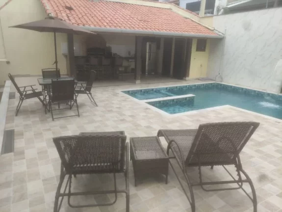 Imagem Sobrado com 2 dormitórios, 132 m² - venda por R$ 1.300.000,00 ou aluguel por R$ 13.260,00/mês - Parque Residencial Itapeti - Mogi das Cruzes/SP