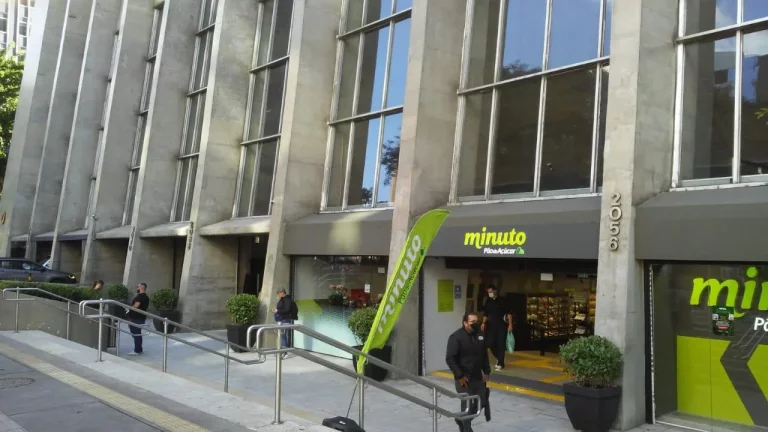 Imagem Conjunto comercial novo na Faria Lima - Parque Iguatemi
