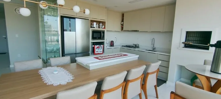 Imagem Aluguel de Apartamento de 3 quatros sendo 1 suíte em Gravatá, Navegantes - Temporada