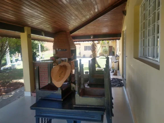 Imagem Sítio para Venda em Tuiuti, Rural, 3 dormitórios, 1 suíte, 4 banheiros, 10 vagas