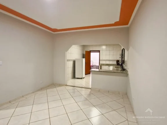 Imagem Casa térrea cômodos amplos com ótima localização na Vila Nasser