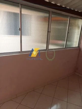 Imagem Aconchegante Sobrado a Venda -SP