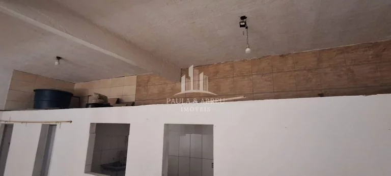 Imagem Vende Galpão 377m² Construído e 313m² terreno, Escritura, Habite-se, Trifásico, 3 Banheiros, 1 Sala, na Vila Independência, Mauá-SP