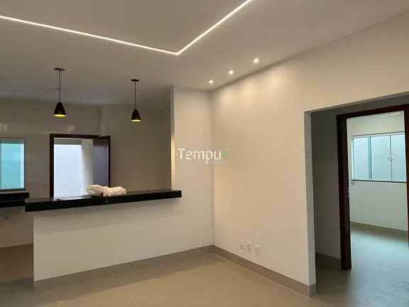 Imagem Casa à venda no bairro Centro - Abadia de Goiás/GO