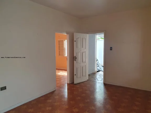 Imagem Casa para Venda em Limeira, Jardim Morro Azul, 3 dormitórios, 2 banheiros, 3 vagas