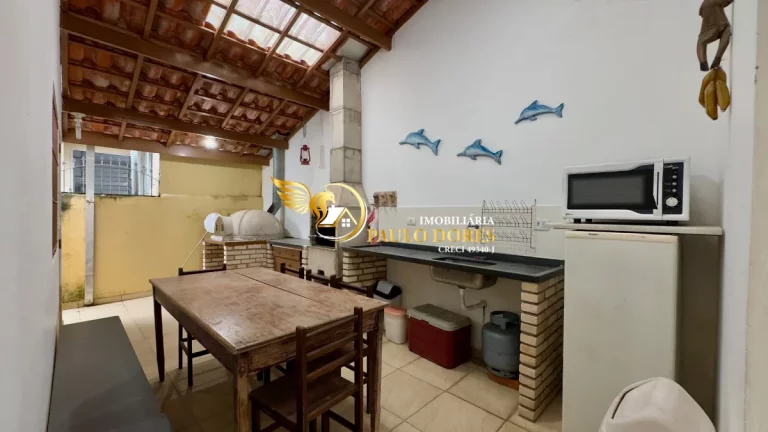 Imagem Casa à Venda na Melhor Localização de Ubatuba a Apenas 50Mtrs da Orla da Praia Itaguá SP