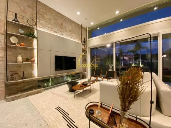 Imagem Sobrado condomínio fechado, com 04 suítes e SPA mobiliado e decorado