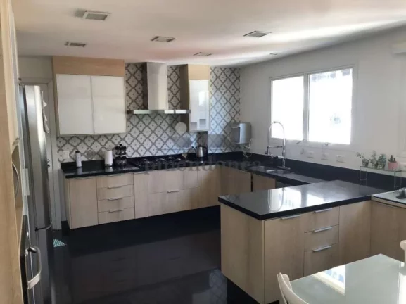 Imagem Apartamento 3 quartos, 3 suites, 3 vagas, 193m²