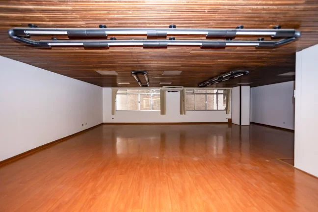 Imagem Conjunto Comercial no Centro