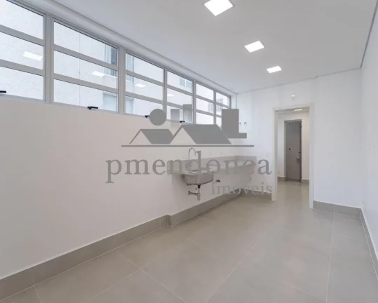 Imagem Apartamento Reformado à venda em Higienópolis, com 3 quartos e 2 vagas, 244 m².