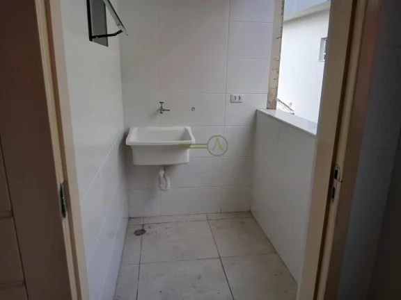 Imagem Casa sobreposta bem localizado à venda em Peruíbe