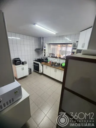 Imagem Sobrado para Venda em São Bernardo do Campo / SP no bairro Nova Petrópolis