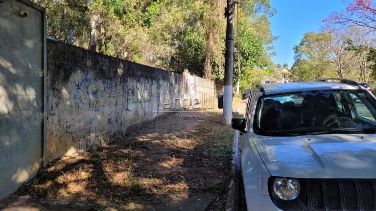 Imagem Terreno com 677 M², sendo 39,4 M² de frente. Excelente terreno em frente ao Parque Toronto. Ótima...