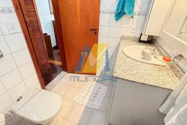 Imagem Alto Padrão com 4 dormitórios,3 Suítes, Espaço Gourmet e 5 Vagas de Gar.