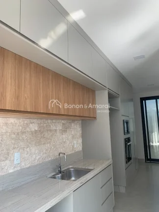 Imagem Casa térrea nova à venda com 3 quartos sendo 3 suítes, todas com armários planejados, ar condici...