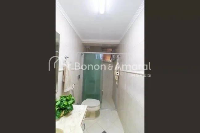 Imagem Aconchegante imóvel à venda com 3 quartos, sendo 1 suíte, e 2 banheiros.
Ideal para quem busca co...