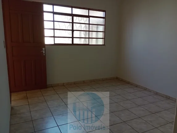 Imagem Casa bairro Presidente Dutra R$ 199.000 com 3 dormitórios, garagem 3 veículos, escritório em Ribeirão Preto - SP