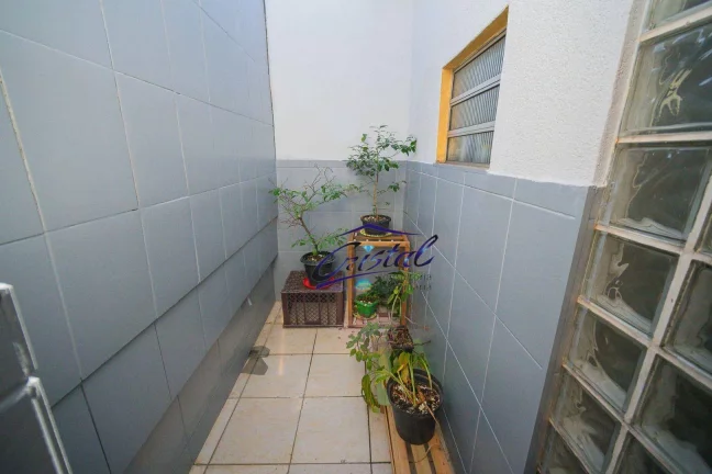 Imagem Casa com 4 quartos (1 suíte) à venda, 242 m² - Cidade das Flores - Osasco/SP