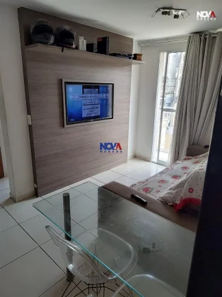 Sabe aquele lugar que te abraça no momento que você entra? É esse apartamento de 2 quartos, com 5...
