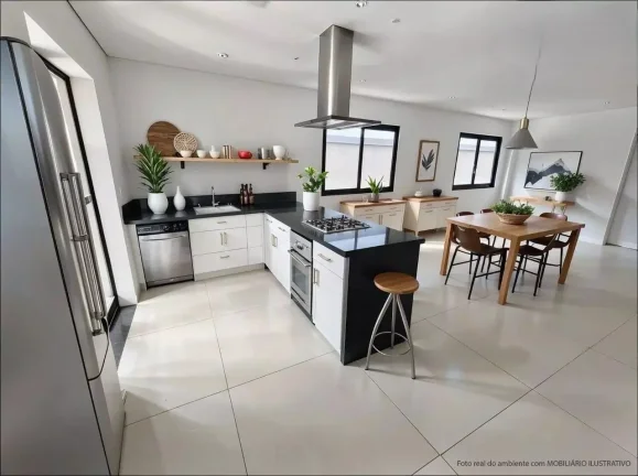 Imagem Casa à Venda no Jardim dos Pinheiros, 4 suites, amplo imóvel, Atibaia