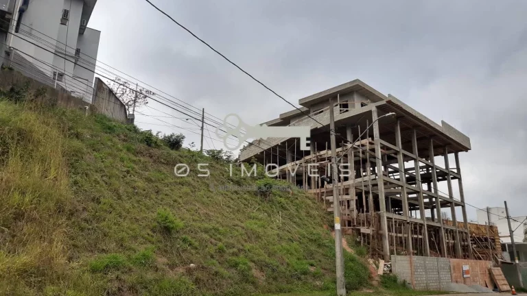 Imagem Terreno na Granja Viana - Oportunidade no Golf Village