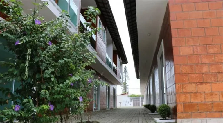 Imagem CASA COM 70 m² - SUARÃO - ITANHAEM SP