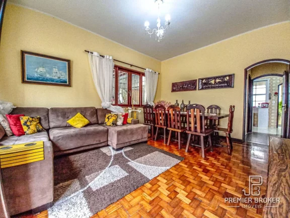Imagem Casa à venda, 193 m² por R$ 850.000,00 - Várzea - Teresópolis/RJ