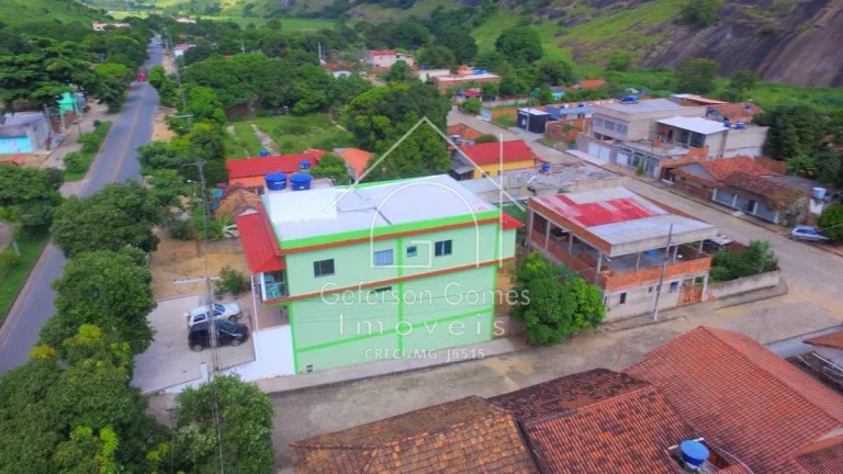 Imagem Prédio à Venda - Com 04 Quartos - Senhor dos Santos - São João do Manteninha - MG