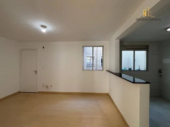 Imagem Apartamento com 2 quartos à venda, 44 m² por R$ 249.000 - Santa Cândida - Curitiba/PR