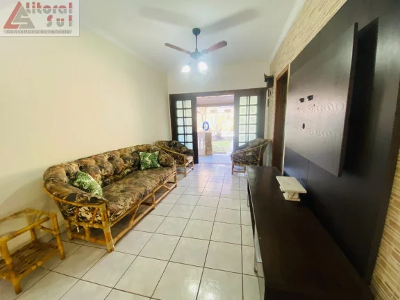 Imagem Casa para locação em Praia Grande-SP, no bairro Tupi: 3 quartos, 1 suíte, 1 sala, 2 banheiros, 4 vagas de garagem, 250m².