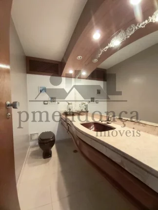 Imagem Apartamento na Rua Monte Alegre com 4 quartos (2 suítes) e 3 vagas, 266m²