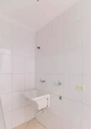 Imagem Casa assobradada residencial, bem distribuída e pronta para morar.