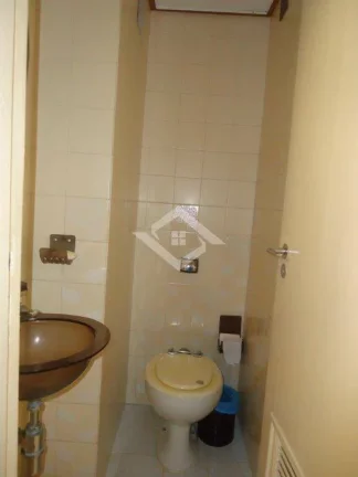 Imagem Luxo à Beira da Lagoa: Cobertura Duplex com 380 m2 em Copacabana