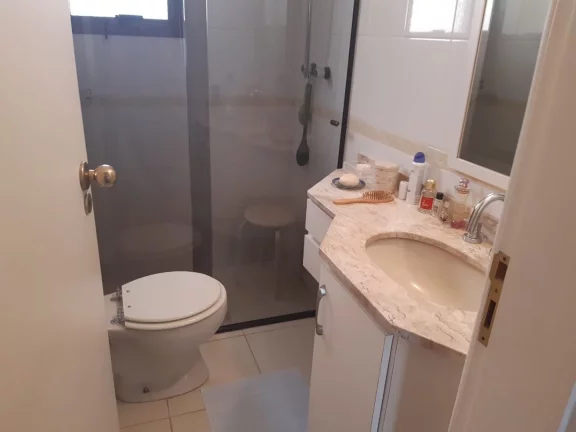 Imagem Apartamento à venda na Vila Andrade, São Paulo-SP: 3 quartos, 1 suíte, 4 banheiros, 2 vagas de garagem, 103m². Confira!