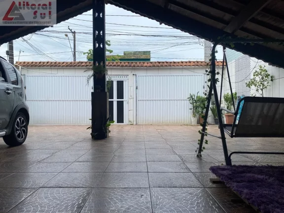 Imagem Casa 03 dormitorios piscina na Vila Mirin Praia Grande