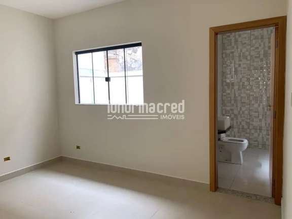 Imagem Casa à venda com 3 Quartos, sendo 1 Suite, 128.48M², Coliseu, Londrina - PR, 1 vaga, 2 banheiros, nova