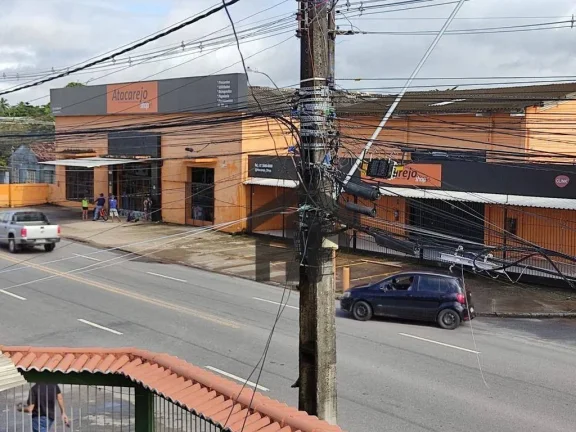 Imagem Casa com 2 Pavimentos de 9 Quartos em Jiquiá, Recife
