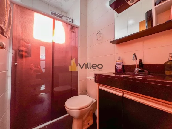 Imagem Encante-se com este aconchegante apartamento de 2 dormitórios, sendo o de casal com armários plane...