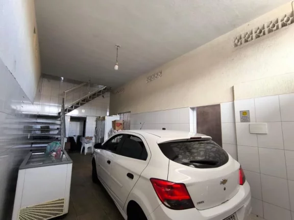 Imagem Sobrado com 3 dormitórios à venda, 375 m² por R$ 695.000,00 - Vila Jurema - Ferraz de Vasconcelos/SP