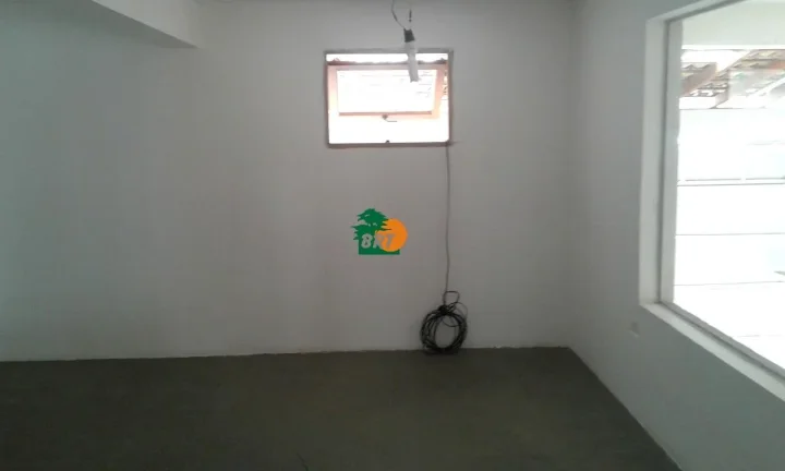 Imagem Galpão para Locação em São Roque, Centro, 2 banheiros