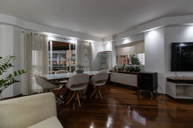 Imagem Apartamento Perdizes - 244M², 4 Dorms, 2 Suítes, 4 Vagas, Varanda, Armários