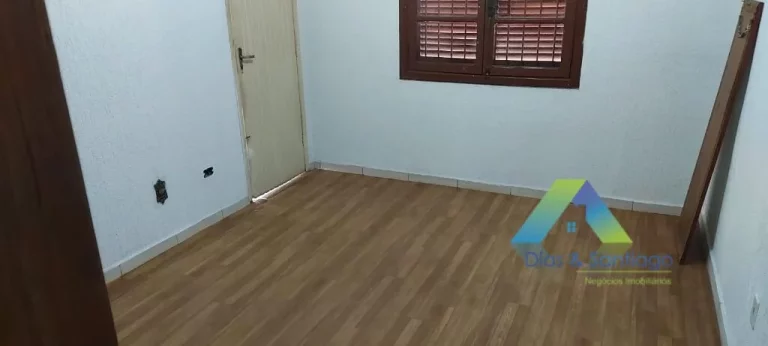 Imagem JARDIM MARISTELA Sobrado 135M², 3 dormitórios, 2 vagas com ótima localização e valor !!!