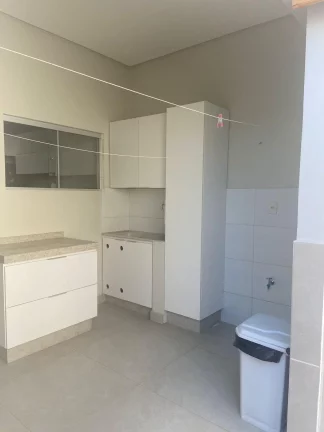 Imagem Casa Bairro Ouro Preto, energia solar com 8 placas, Móveis planejados sala hom