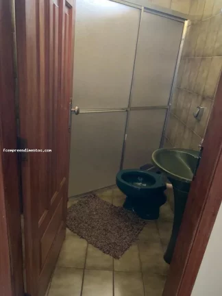 Imagem Casa para Venda em Limeira, Parque Hipolito, 5 dormitórios, 1 suíte, 2 banheiros, 2 vagas