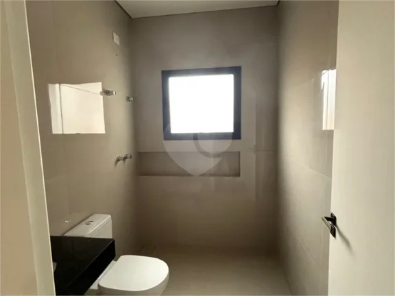 Imagem Sobrado à venda com 3 quartos, sendo 3 suítes, em Vila Yara, Osasco - SP