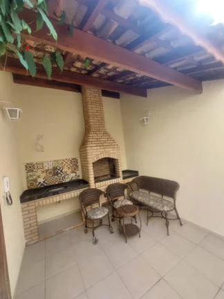 Imagem AMPLO SOBRADO A VENDA NA VILA PRUDENTE, TODO REFORMADO. 4 VAGAS DE GARAGEM E QUINTAL COM CHURRASQUEIRA. PRÓXIMO AO METRÔ DA VILA PRUDENTE.