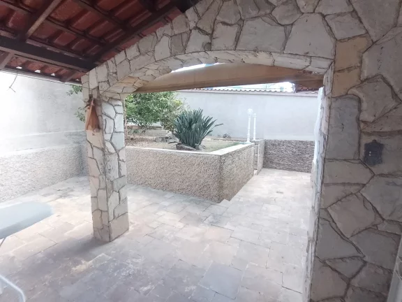 Imagem Casa para alugar em Santa Amélia BH, 3 quartos, 450m²